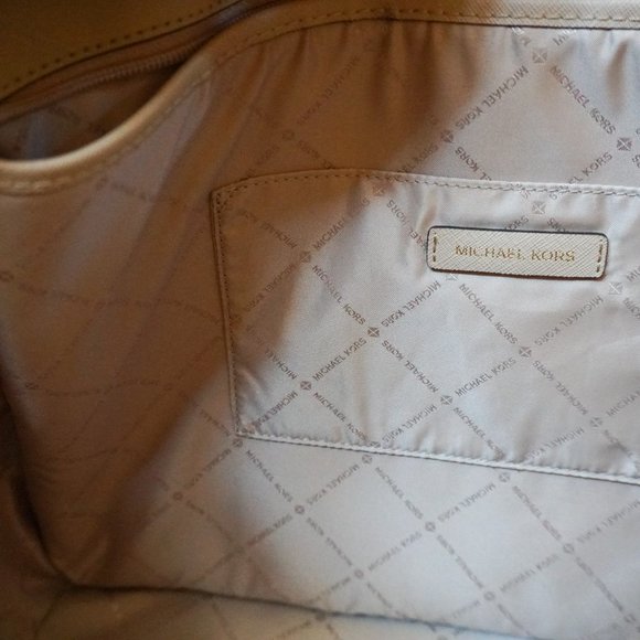 Michael Kors Sady Large Multifunction Top Zip Laptop Tote Shoulder Bag Bisque - Picture 10 of 12